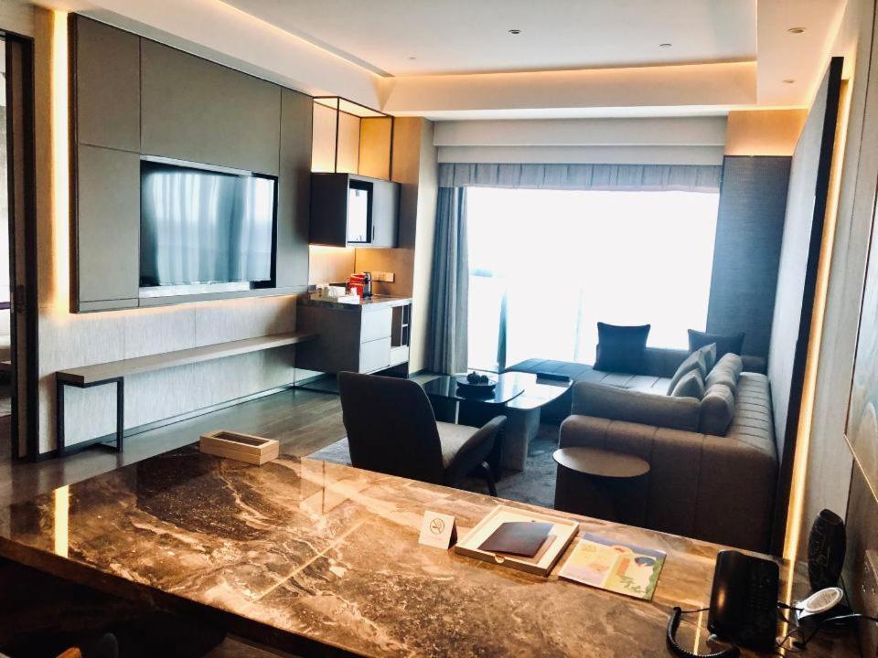 Grand Mercure Shanghai Lingang Экстерьер фото