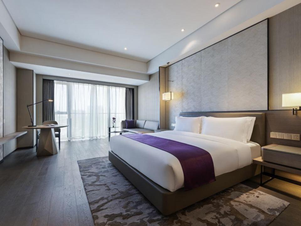 Grand Mercure Shanghai Lingang Экстерьер фото
